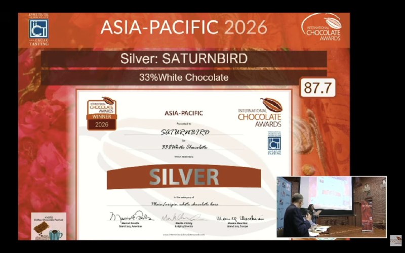 第一次参加CIA世界巧克力大赛，拿到亚太6个奖项，蛮开心的，特别是全部使用了我们自种植的西双版纳可可，应该是国产可可拿奖最多的一次，祝贺团队，加油冲一把世界金奖，👏第一次参加CIA世界巧克力大赛，拿到亚太6个奖项，蛮开心的，特别是全部使用了我们自种植的西双版纳可可，应该是国产可可拿奖最多的一次，祝贺团队，加油冲一把世界金奖，👏
