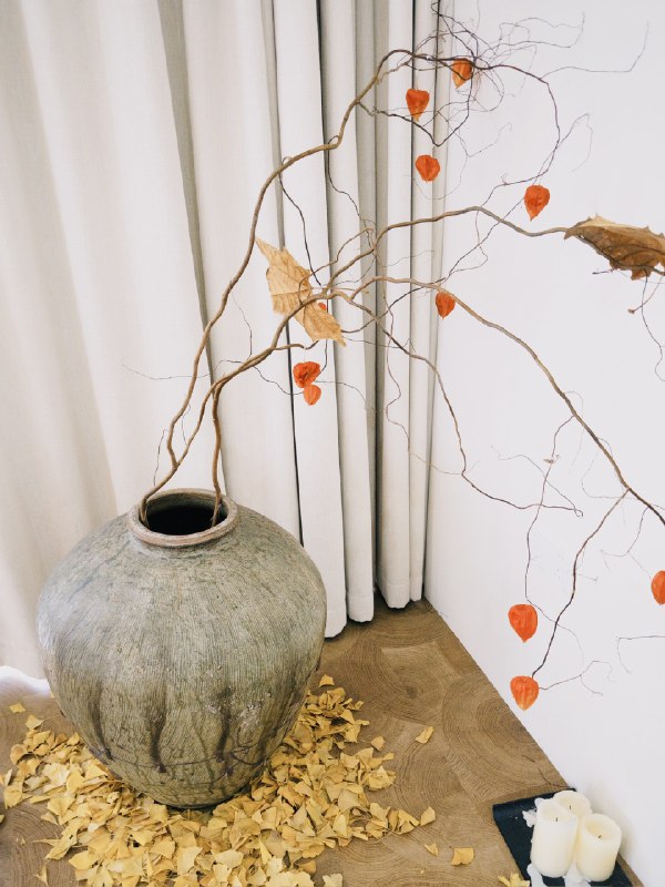 #出海运营秘籍👉@yunying23“哪有那么多的怀才不遇，本质都是财源不够