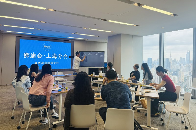 结束10天5城的出差，准备回家