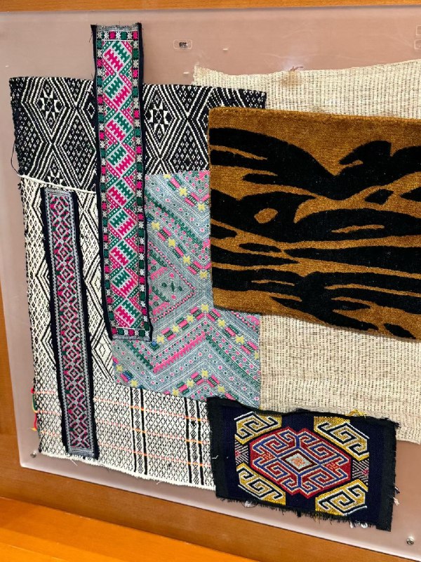 去了那个号称中国kickstarter合作的创新旗舰店看，结果全是成熟电子消费品，类zpilot，rokid的唤起词巨烂，一家早期公司的东西都没有🤥 （p6是最近吃到最好吃的东西了，干杯的熟松露酱生牛肉）去了那个号称中国kickstarter合作的创新旗舰店看，结果全是成熟电子消费品，类zpilot，rokid的唤起词巨烂，一家早期公司的东西都没有🤥 （p6是最近吃到最好吃的东西了，干杯的熟松露酱生牛肉）