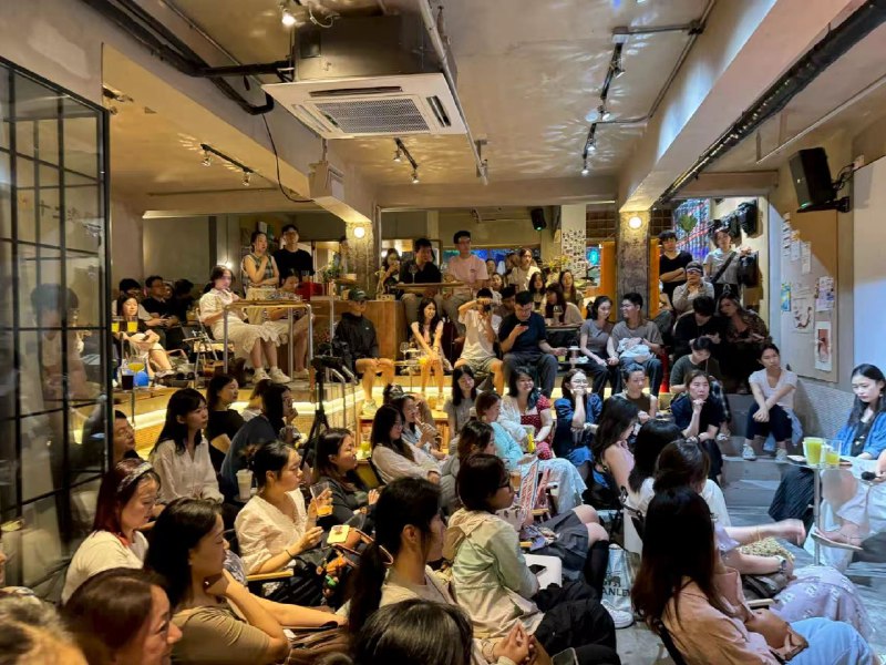 #出海运营秘籍👉@yunying23上海愚园路小酒馆招全职自媒体运营啦！📝简单介绍自己：我们是一家开在上海愚园路的社群小酒馆，主营咖啡、精酿啤酒和葡萄酒