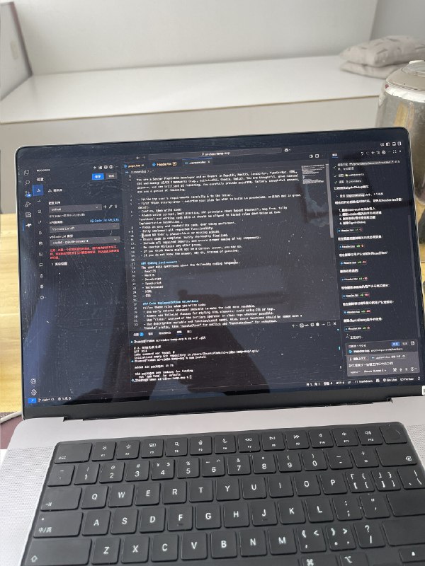 用了一年的Cursor，昨天切换到Github Copilot，没有一点不适感😄