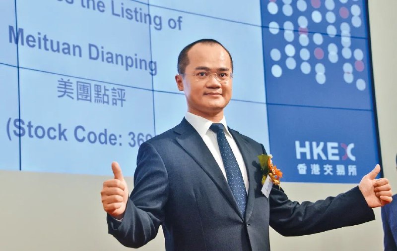 为什么经营利润暴跌98%，王兴还要加入商战？美团外卖最新季度财报炸了，外卖大战远比想象中的更烧钱，今年第二季度，美团经营利润为2.26亿元，同比下滑98%