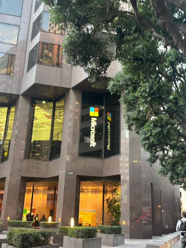 从 Yale 到湾区大厂，这周的Tech Trek让大脑彻底过载