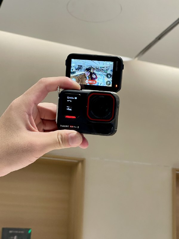 去深圳湾 inno100 把有些之前没看到的AI硬件都补看了，就觉得AI戒指质感好差，AI毛绒玩具质感功能也一般，但都不便宜，很多创新的都看不懂，看不懂的不碰，硬件还是放弃了吧后海转了一圈，小米国际总部下边的旗舰店还是没服务，大厂灯火通明，AI 让所有人都在加班，希望人类今天给AI加的班，明天能让AI给我们补回来，人类再也不用上班去深圳湾 inno100 把有些之前没看到的AI硬件都补看了，就觉得AI戒指质感好差，AI毛绒玩具质感功能也一般，但都不便宜，很多创新的都看不懂，看不懂的不碰，硬件还是放弃了吧后海转了一圈，小米国际总部下边的旗舰店还是没服务，大厂灯火通明，AI 让所有人都在加班，希望人类今天给AI加的班，明天能让AI给我们补回来，人类再也不用上班