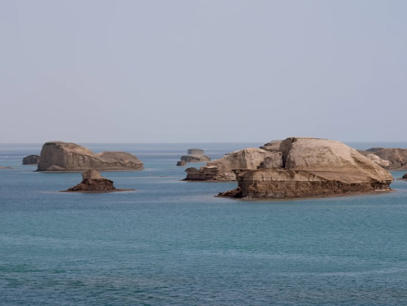 我亲身见过的4个教育卷省1. 北京：每天全市所有家长都在鸡娃，还着 500 ~ 1000万的房贷，每天把工资的1/3 ~ 1/2用于小孩的补习班，而且2/3的时间还车辆限行，全员挤地铁；所有家长都被海淀的家长鸡娃带疯了