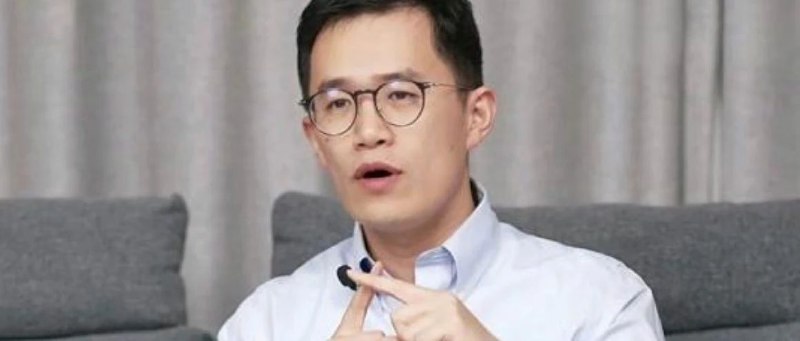 REDMI总经理王腾，山东曲阜人，17岁考入华科，从OPPO加入小米，自曝曾是“米黑”，37岁接班卢伟冰，雷军多次点名夸奖王腾回忆，自己的二面是雷军亲自面试的