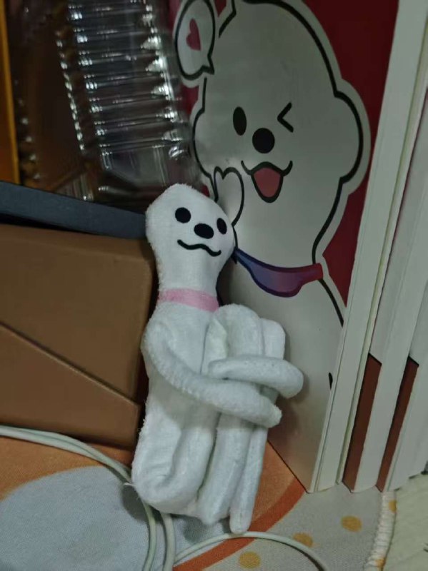 我朋友圈里10条有8条在晒千问请喝奶茶没喝到的老师需要反省下自己了