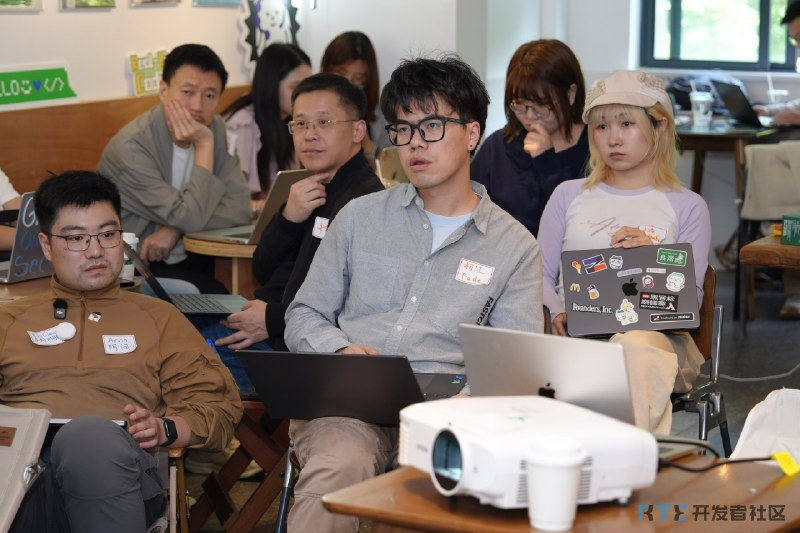 #出海运营秘籍👉@yunying23非二次元黄毛闯入开发者社区，只为发token和credits做赞助#出海运营秘籍👉@yunying23非二次元黄毛闯入开发者社区，只为发token和credits做赞助