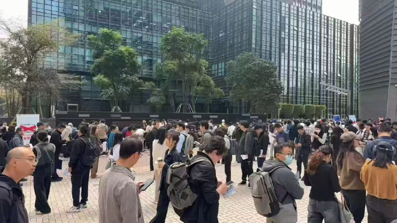 这太疯狂了吧！！腾讯云在深圳搞了个龙虾的线下装机活动