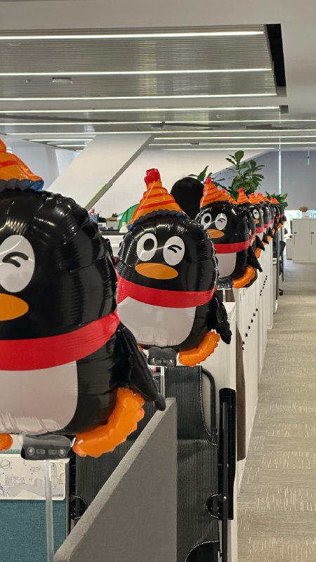 早上醒来，多了这么多🐧同学！㊗️鹅厂27岁🎂早上醒来，多了这么多🐧同学！㊗️鹅厂27岁🎂