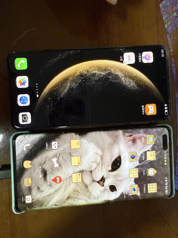 华为的数据迁移就是一坨💩！还给我下了一堆我根本没下过的app😤本来的背景和图标也都没了，这迁移了个啥？华为的数据迁移就是一坨💩！还给我下了一堆我根本没下过的app😤本来的背景和图标也都没了，这迁移了个啥？