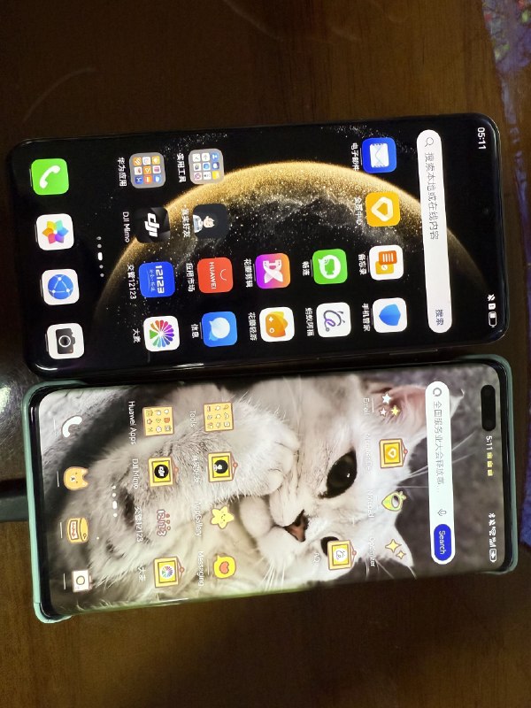 华为的数据迁移就是一坨💩！还给我下了一堆我根本没下过的app😤本来的背景和图标也都没了，这迁移了个啥？华为的数据迁移就是一坨💩！还给我下了一堆我根本没下过的app😤本来的背景和图标也都没了，这迁移了个啥？