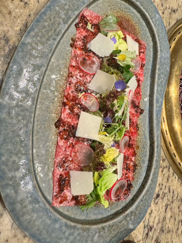 去了那个号称中国kickstarter合作的创新旗舰店看，结果全是成熟电子消费品，类zpilot，rokid的唤起词巨烂，一家早期公司的东西都没有🤥 （p6是最近吃到最好吃的东西了，干杯的熟松露酱生牛肉）去了那个号称中国kickstarter合作的创新旗舰店看，结果全是成熟电子消费品，类zpilot，rokid的唤起词巨烂，一家早期公司的东西都没有🤥 （p6是最近吃到最好吃的东西了，干杯的熟松露酱生牛肉）