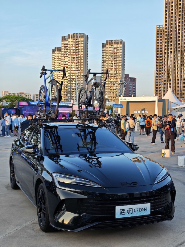 比亚迪海洋网三周年卖了350万辆…比亚迪海洋网三周年卖了350万辆…