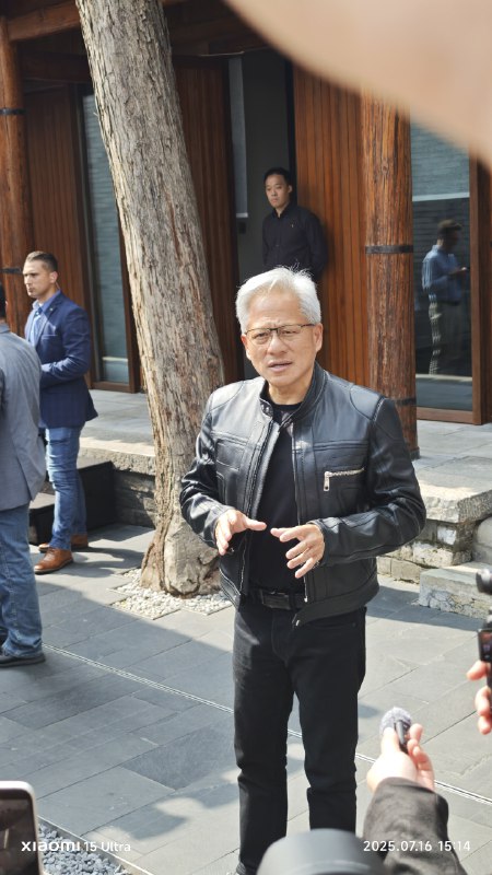 你想问点啥