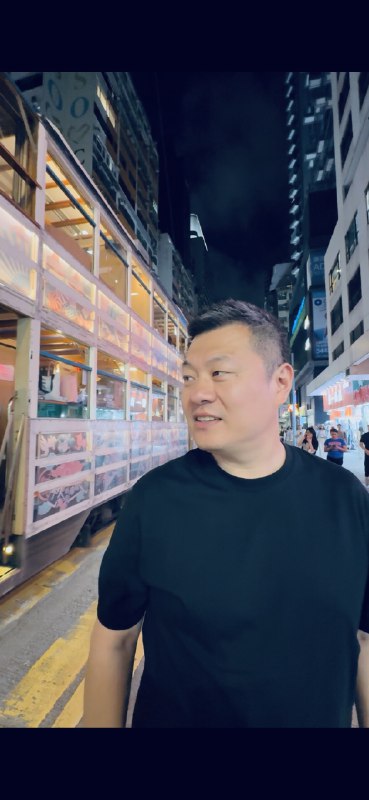 第一次交付香港的客户，看着客户反馈这么好，我也可以满意的回京了