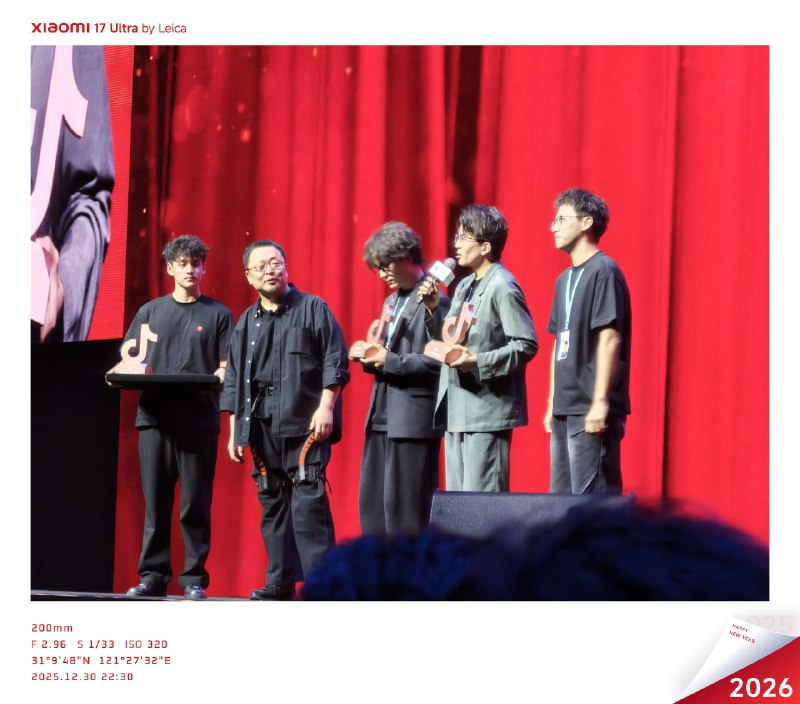 毕导拿了抖音精选的年度最佳科普创作者，实至名归
