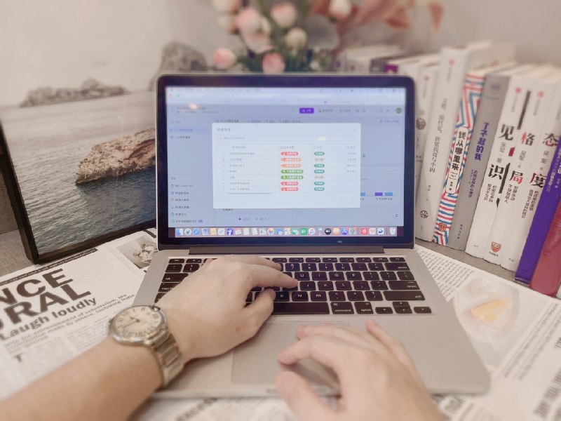 #运营我做自媒体两年多了，各个平台几乎做了个遍，靠自媒体也算是赚到了自己的第一桶金