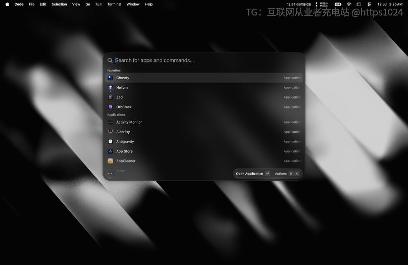macOS 上缺少一个轻量、原生、无 Electron 依赖的启动器与剪贴板历史工具，现有替代品要么体积大、要么依赖多